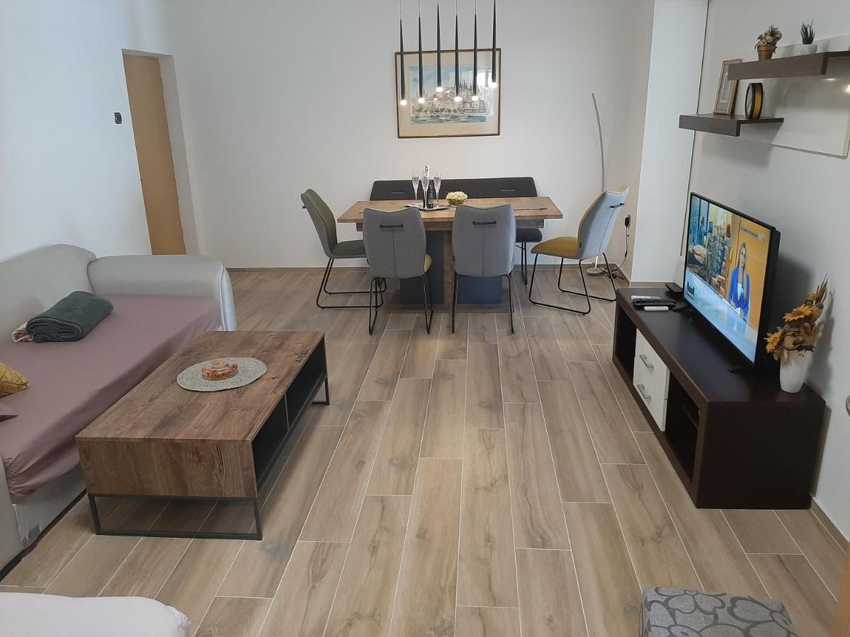 Apartments Borna Драге Екстер'єр фото